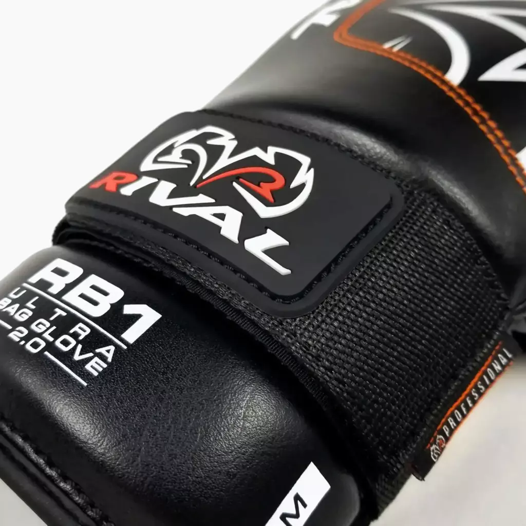 Боксёрские перчатки Rival RB1 Ultra Bag 2.0 l black
