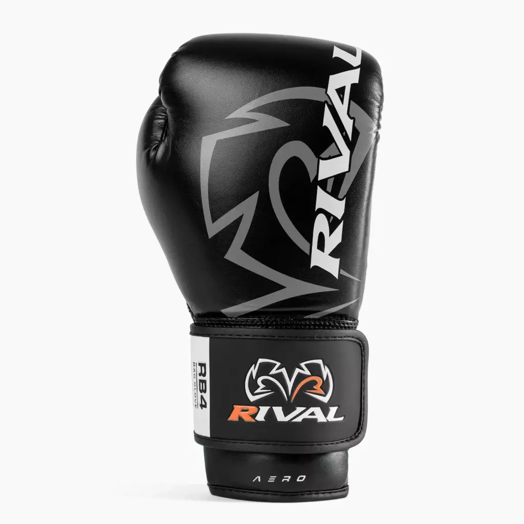 Боксёрские перчатки Rival RB4 black