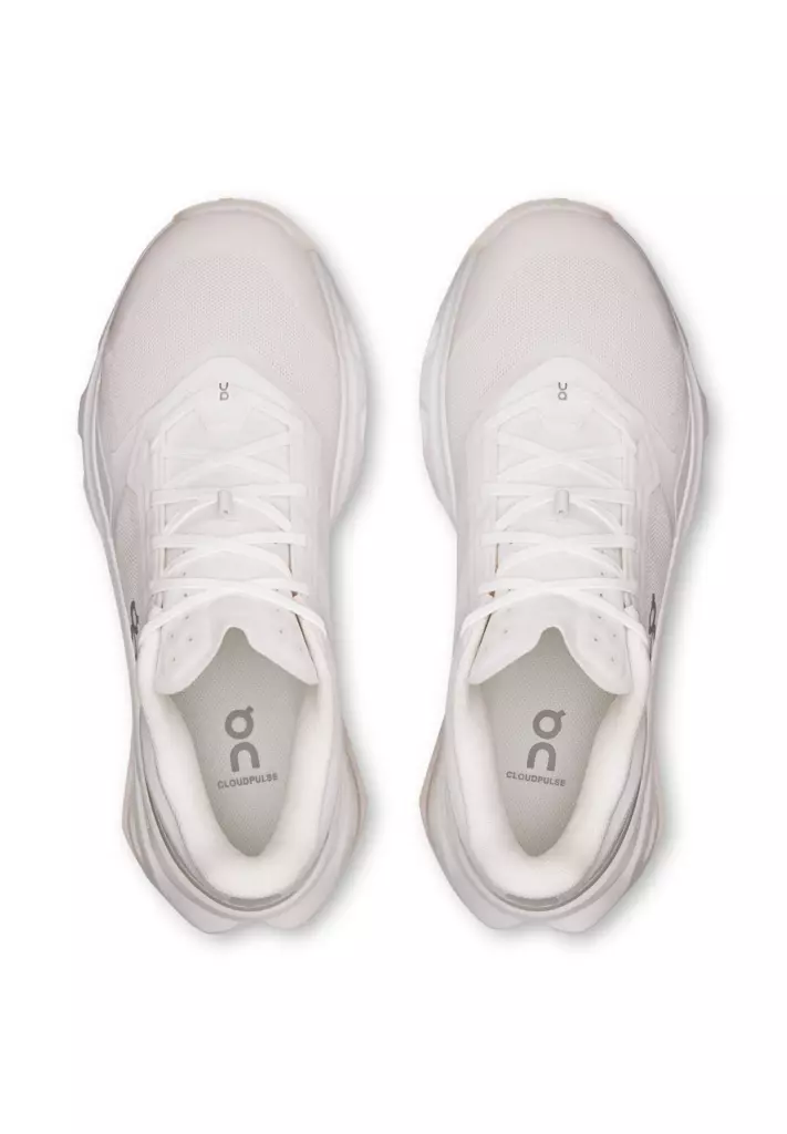 Женские Кроссовки On Cloudpulse 2 white/white