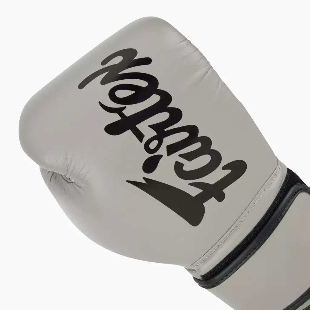 Боксёрские перчатки Fairtex Microfiber gray