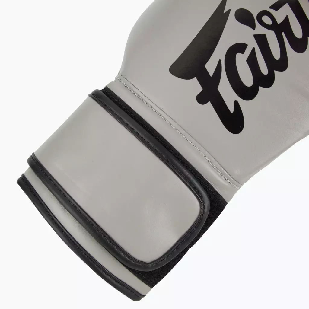 Боксёрские перчатки Fairtex Microfiber gray