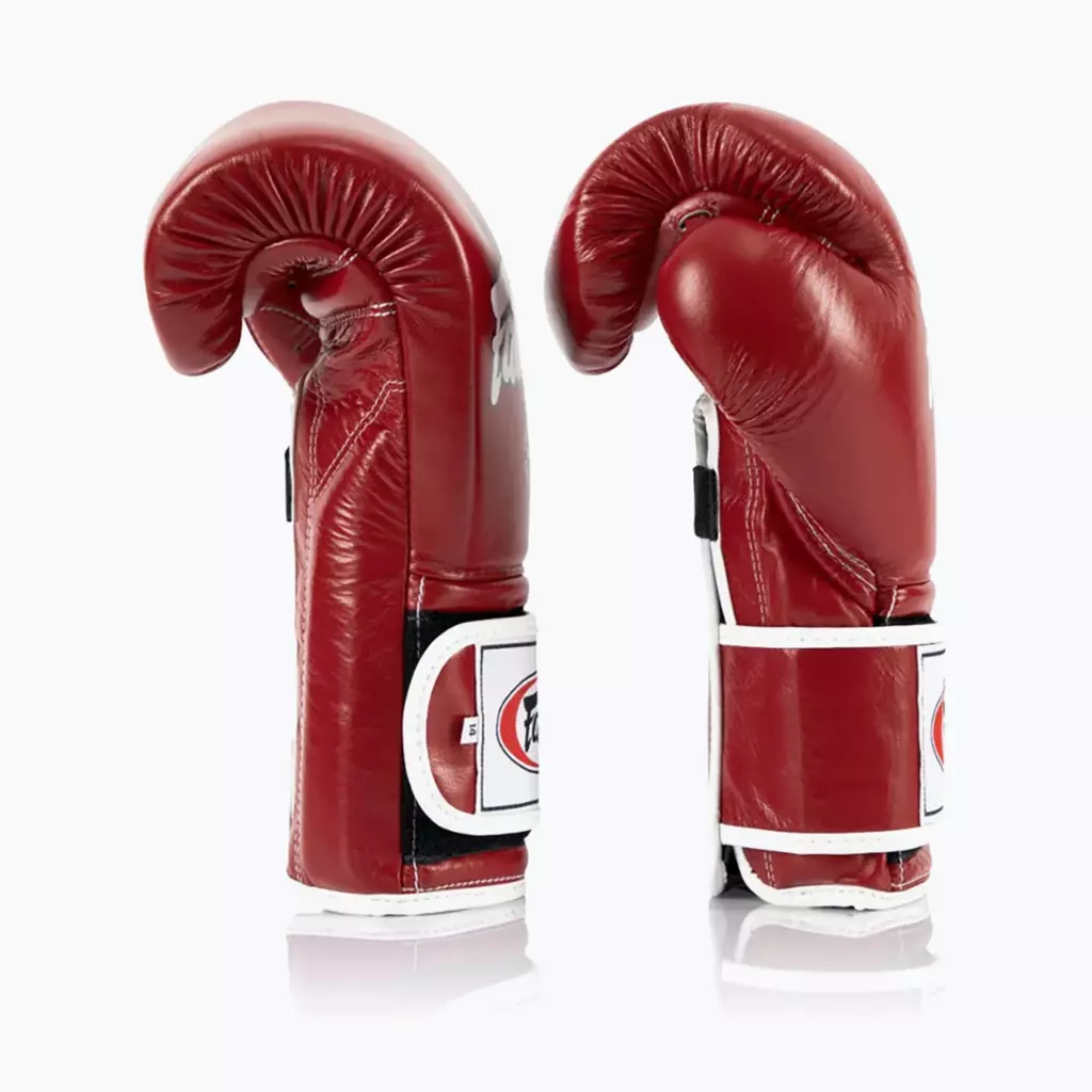 Боксёрские перчатки Fairtex Heavy Hitter's Mexican Style red