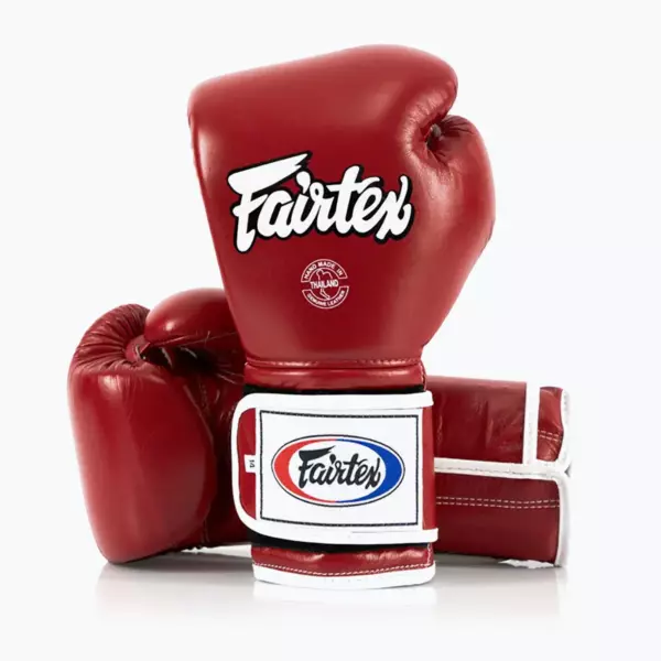 Боксёрские перчатки Fairtex Heavy Hitter's Mexican Style red