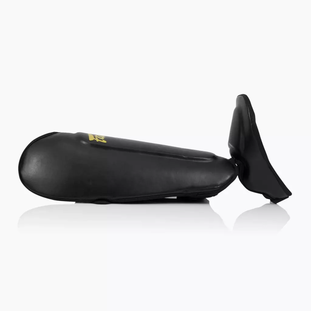 Шингарды Fairtex Ultimate Shin Pads black