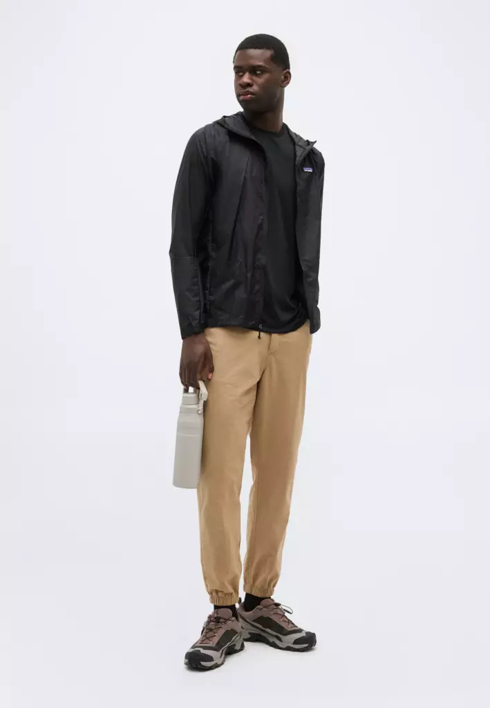 Ветровка Patagonia HOUDINI - black