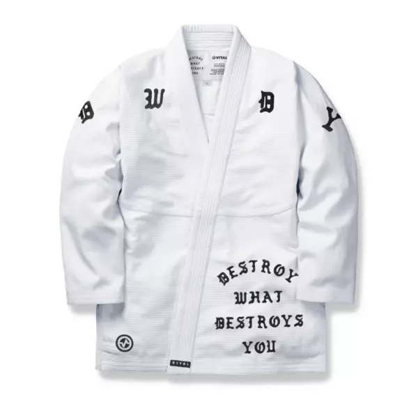 Кимоно VITAL DESTROY WHAT DESTROYS YOU белое