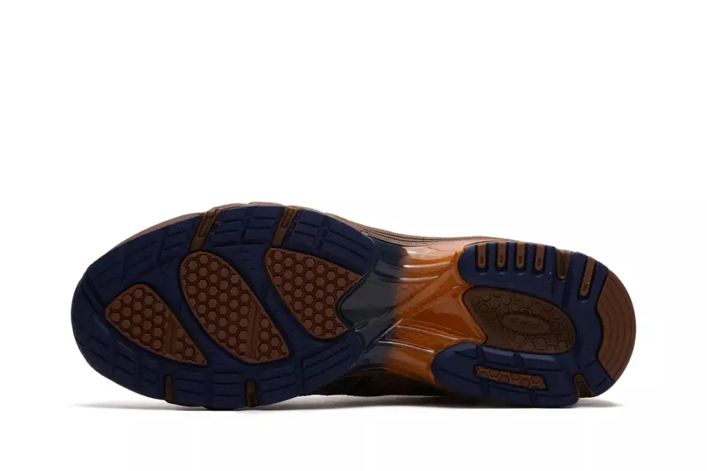 Asics UB9-S Gel-DS Trainter 14 "Desert Camp Piquant Orange"