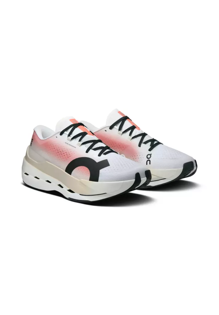 Кроссовки для бега On Cloudboom Max - white pearl
