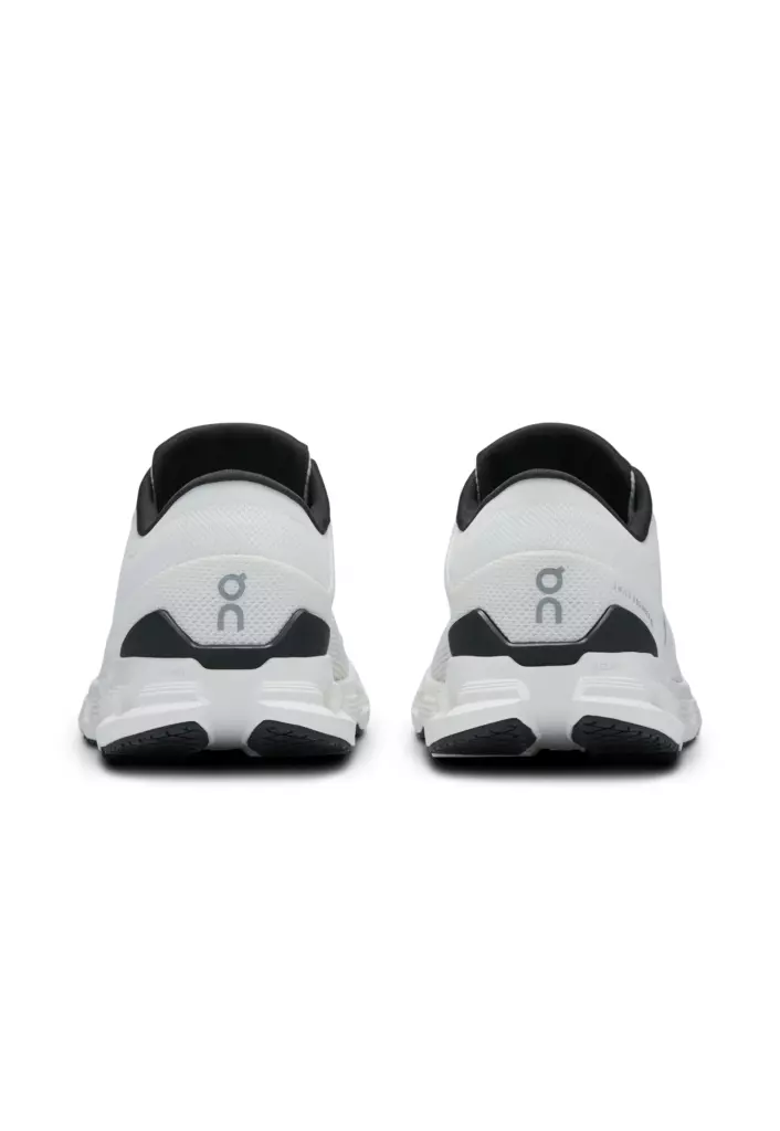 Женские Кроссовки для бега On Cloud X 4 AD ivory black