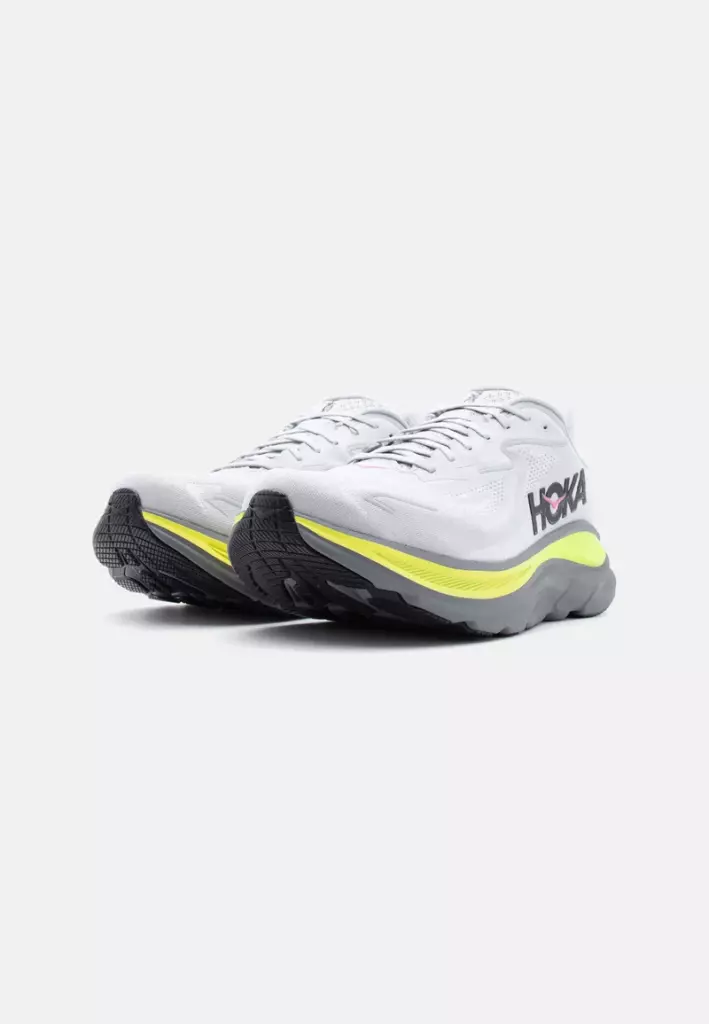 Кроссовки для бега HOKA Clifton 10 stardust/asteroid