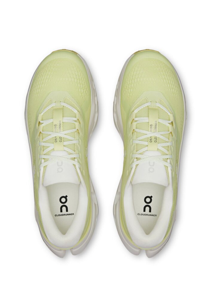 Кроссовки для бега On Cloudrunner 3 linen ivory