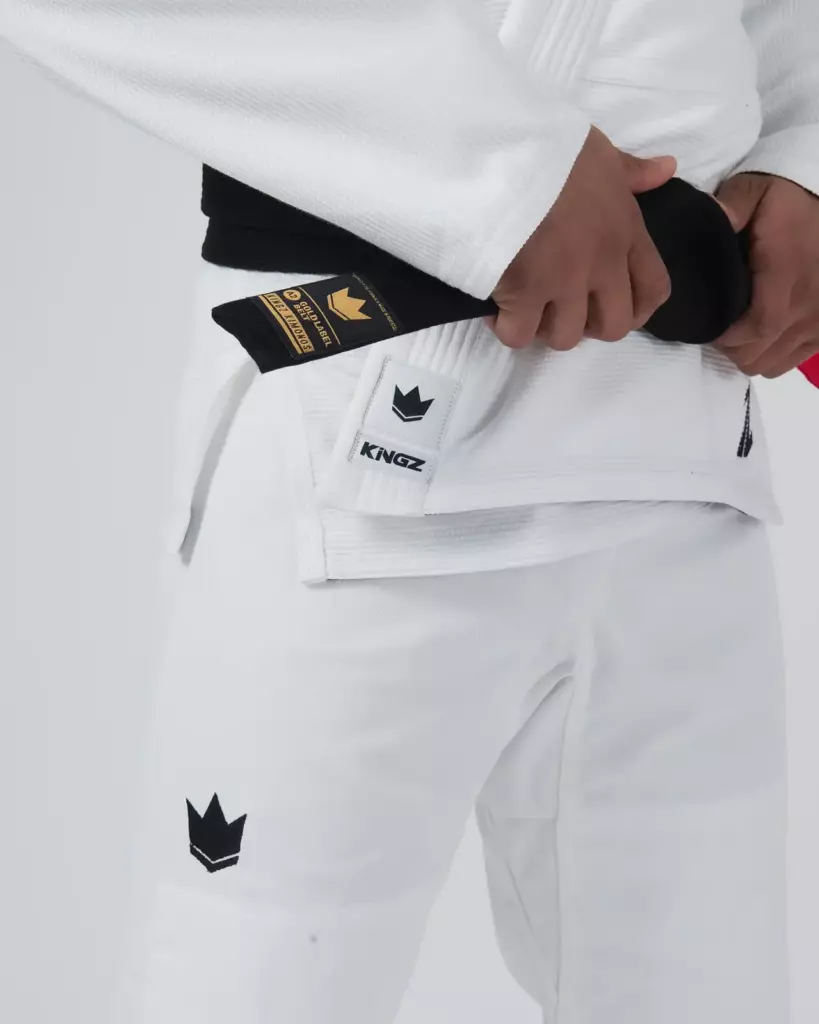 Кимоно KINGZ The One V2 IBJJF белое