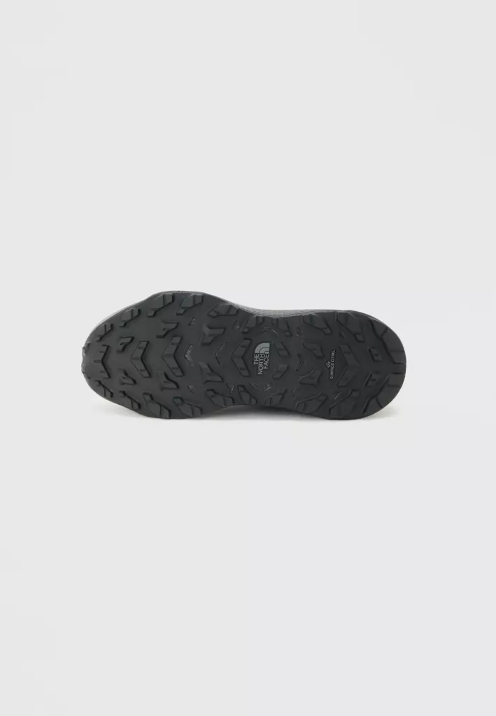 Кроссовки The North Face FASTPACK black