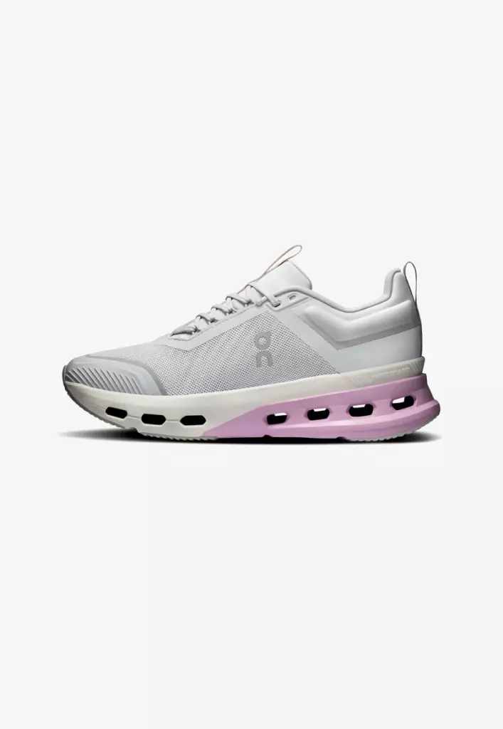 Женские Кроссовки для бега On Cloudnova X glacier sakura