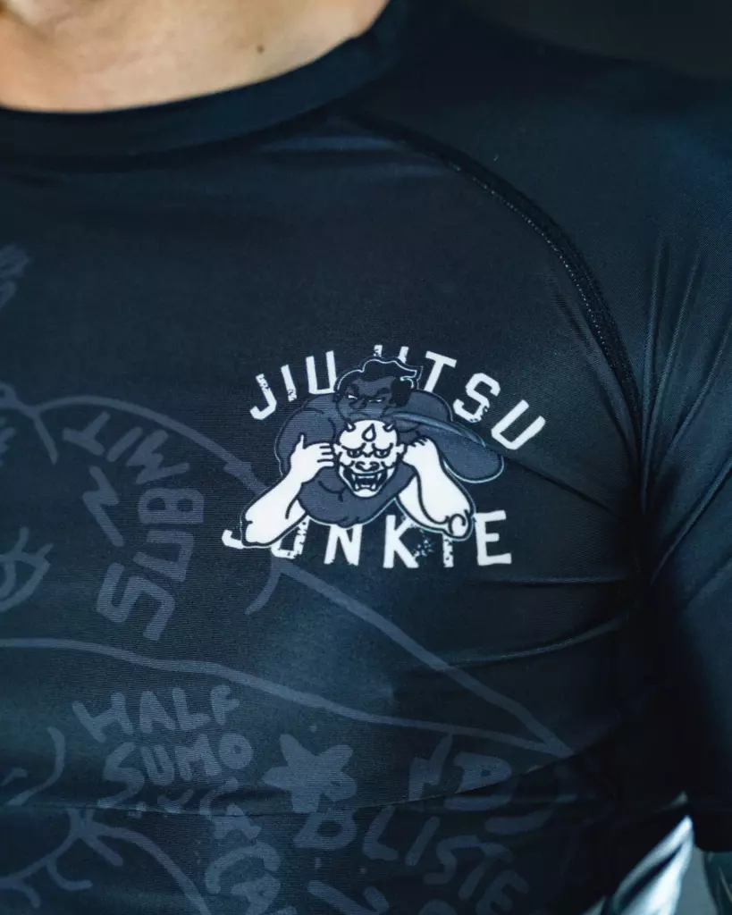 Рашгард Half Sumo Junkie