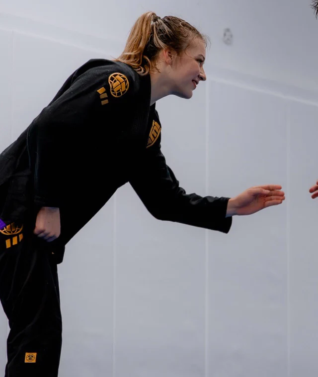 Кимоно женское Tatami BJJ LADIES PRO SERIES - BLACK & CHAMPION GOLD