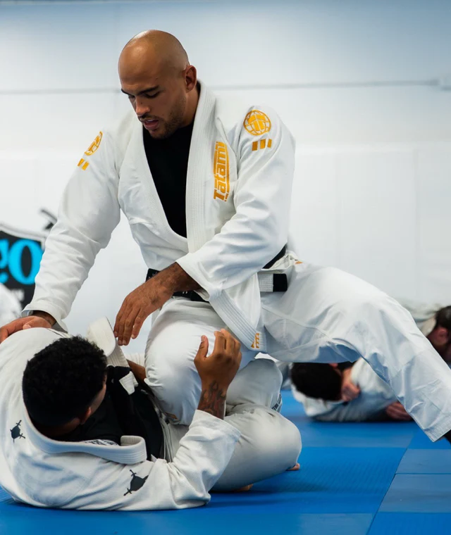 Кимоно Tatami PRO SERIES - WHITE & CHAMPION GOLD