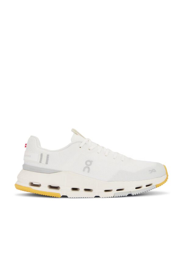 Кроссовки для бега On Cloudnova Form 2 - White & Ivory