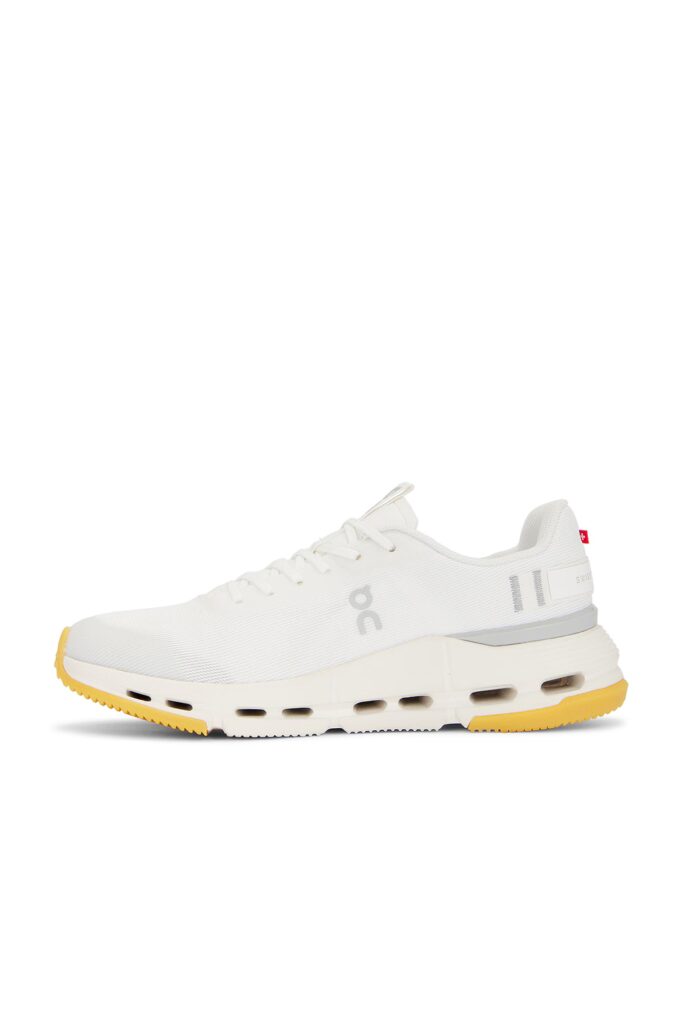 Кроссовки для бега On Cloudnova Form 2 - White & Ivory