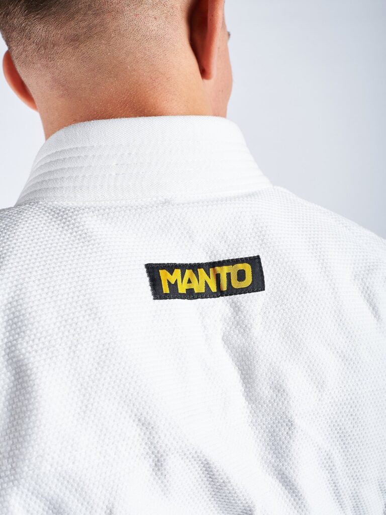 Кимоно MANTO "BASE 2.0" BJJ GI белое