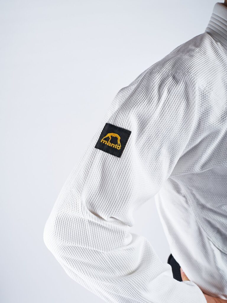 Кимоно MANTO "BASE 2.0" BJJ GI белое