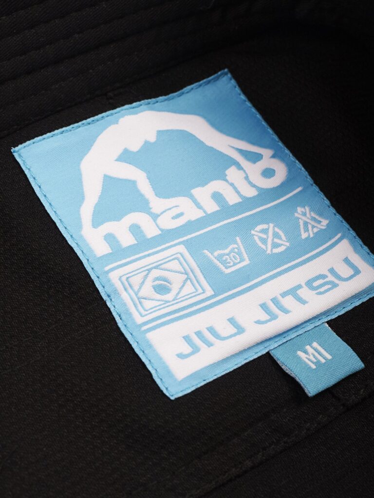 Детское Кимоно MANTO "Junior 2.0" чёрное