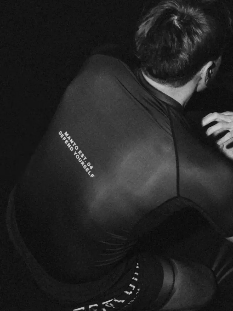 Рашгард MANTO VARSITY чёрный