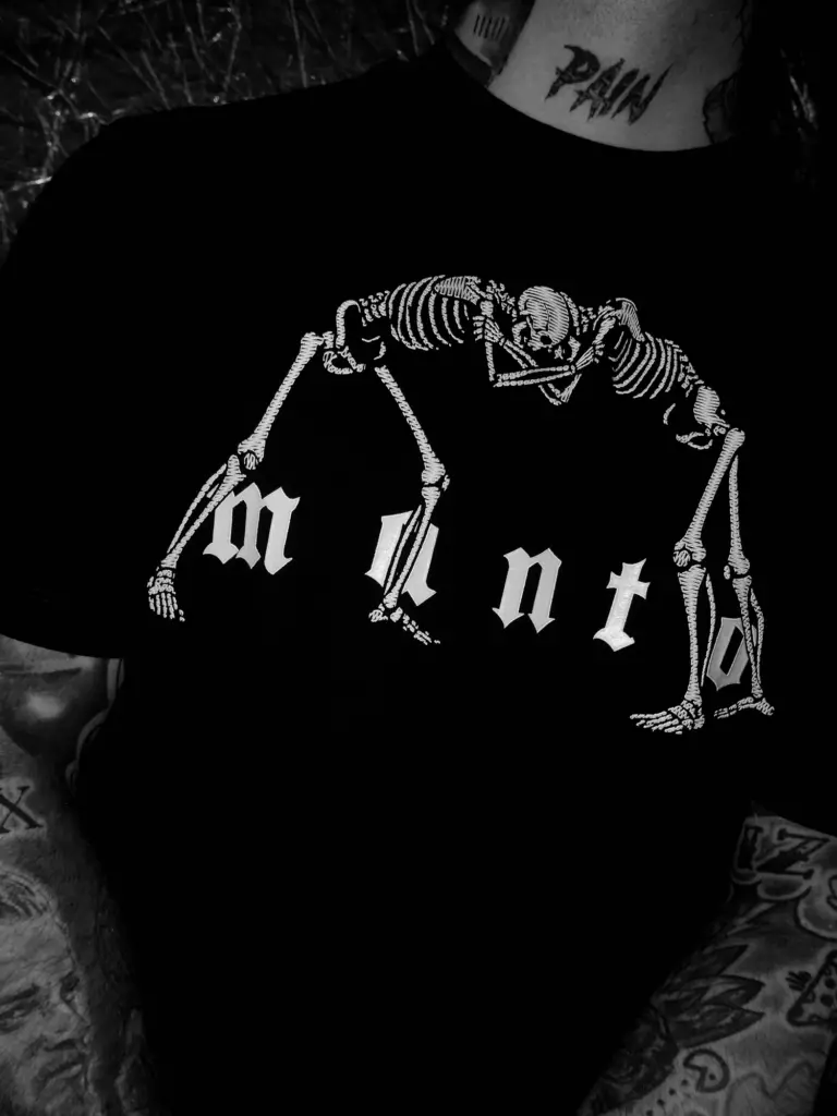 Футболка MANTO BONES
