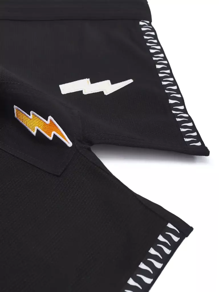 Кимоно MANTO "TIGER`S TAIL"