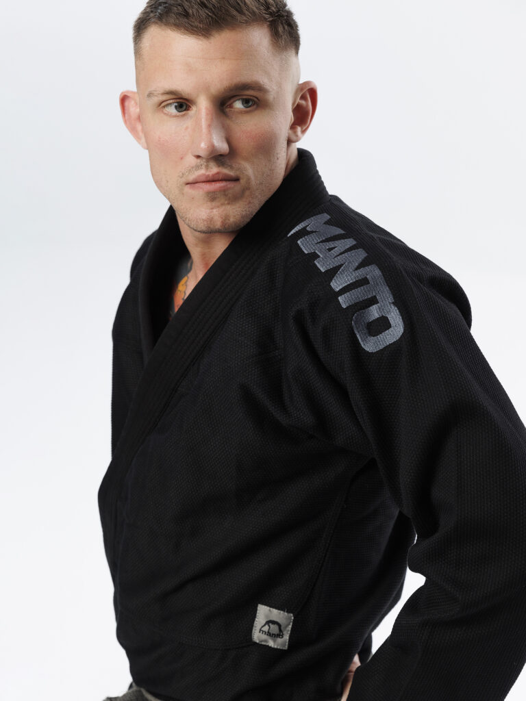 Кимоно MANTO "X5" BJJ Черное
