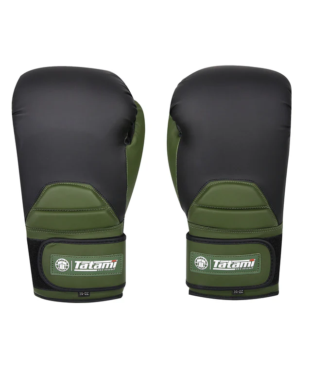 Боксёрские перчатки Tatami STRIKE BOXING