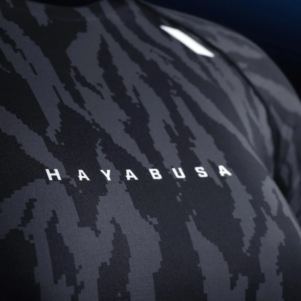 Женский Рашгард Hayabusa Apex - Carbon Black