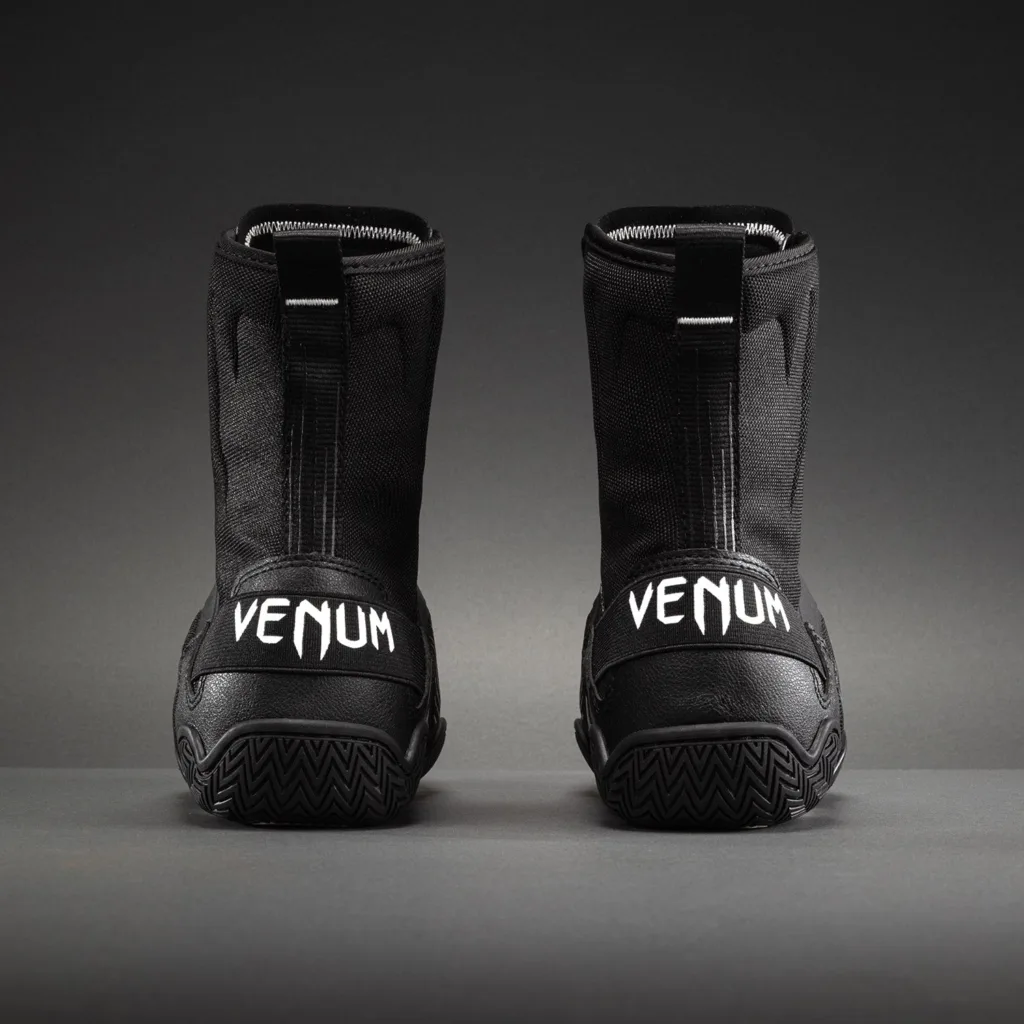 Боксёрки Venum Elite Neo - Black/White