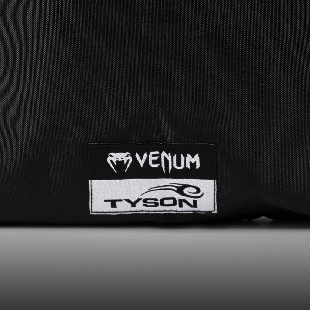 Перчатки Venum Mike Tyson Replica Boxing s - Deep Black/Optical White