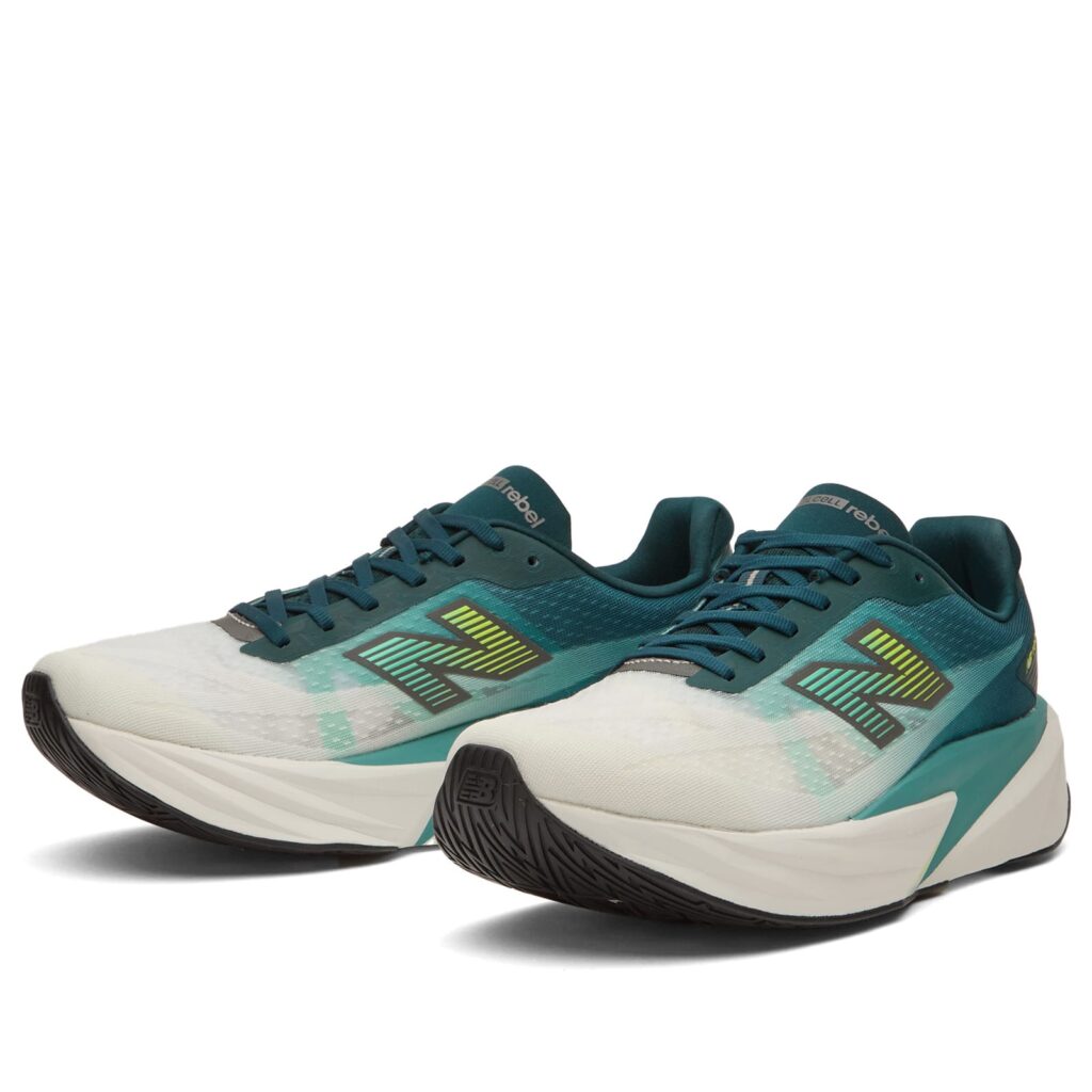 Кроссовки New Balance Rebel v5