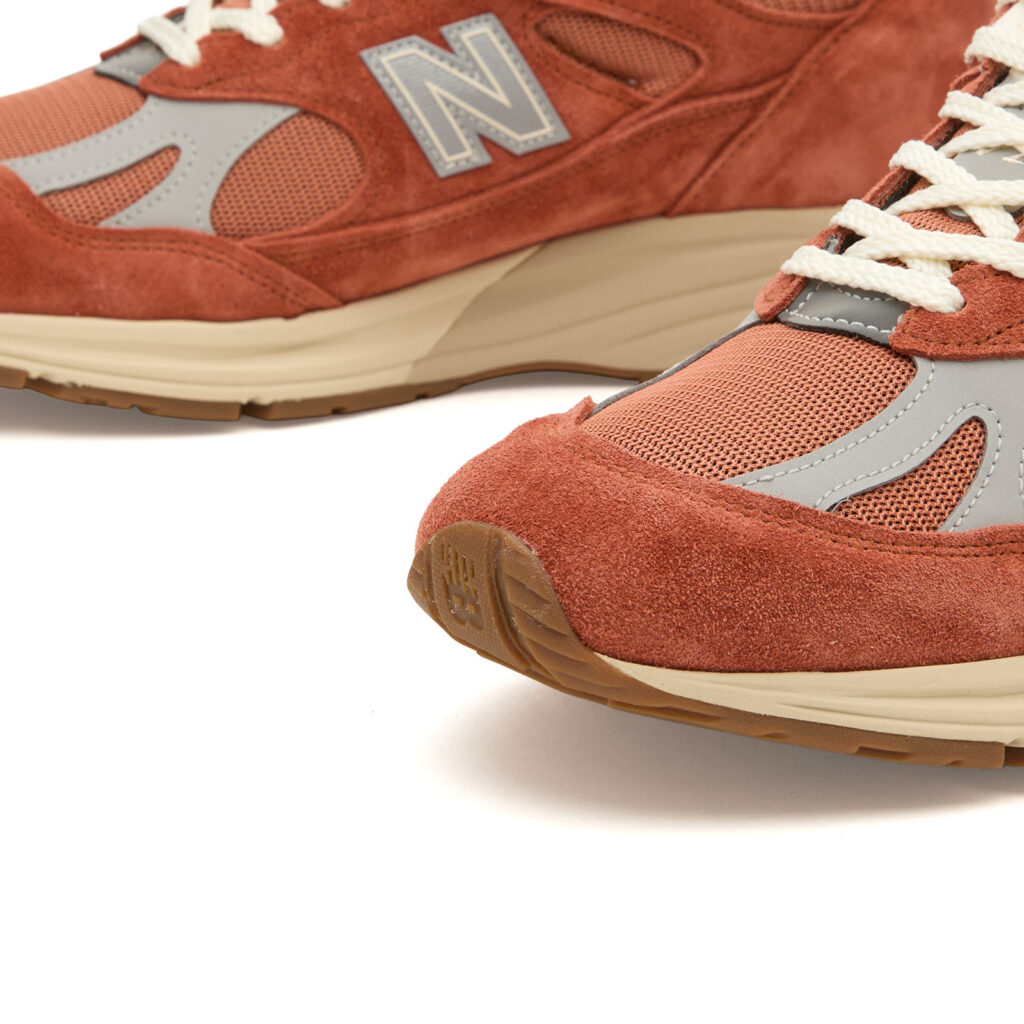 Кроссовки New Balance 991v2