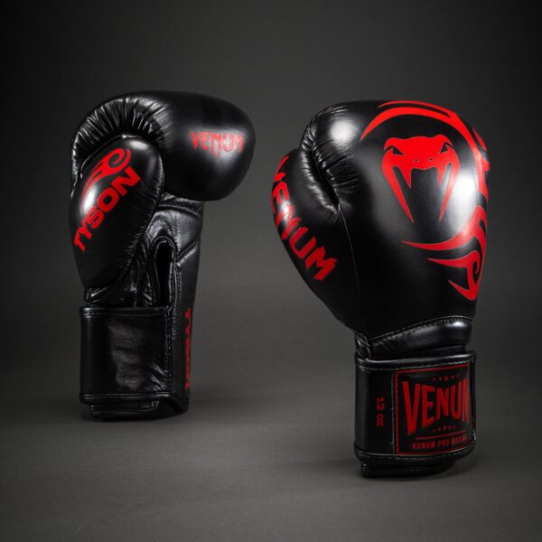 Перчатки Venum Giant 2.0 Mike Tyson Pro Boxing s - Black/Red