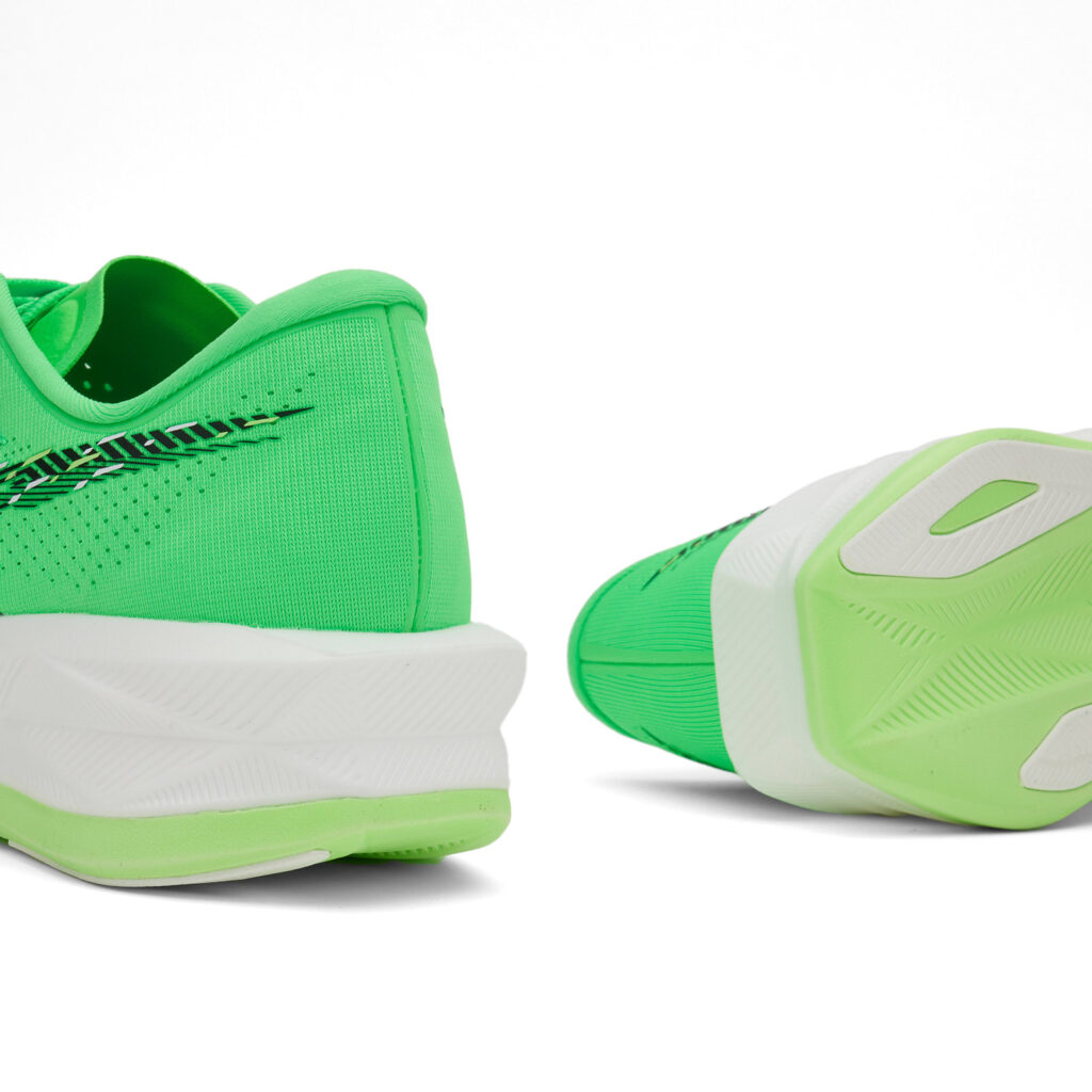 Кроссовки Asics Sonicblast