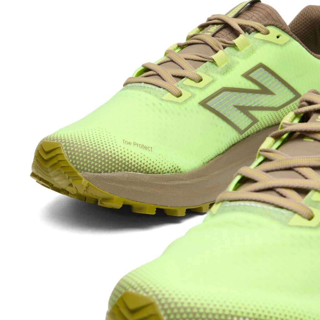 Кроссовки New Balance Rebel Trail