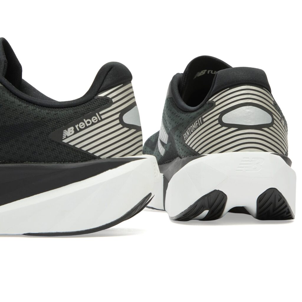 Кроссовки New Balance Rebel v5