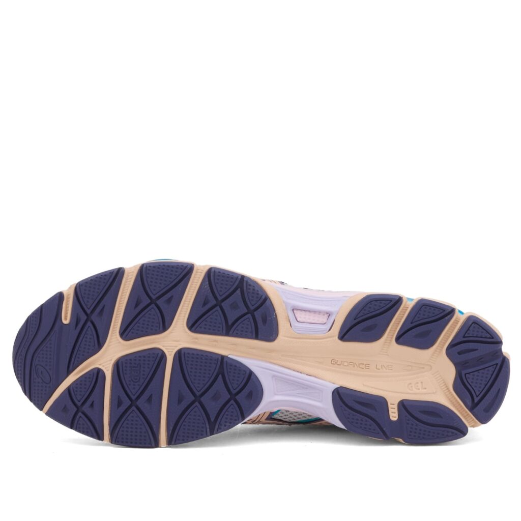 Кроссовки Asics GEL-Cumulus 16