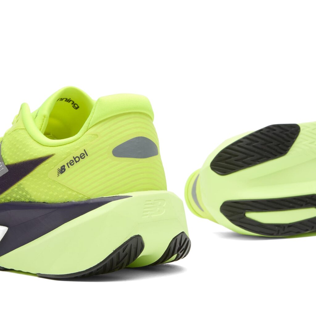 Кроссовки New Balance Rebel v5