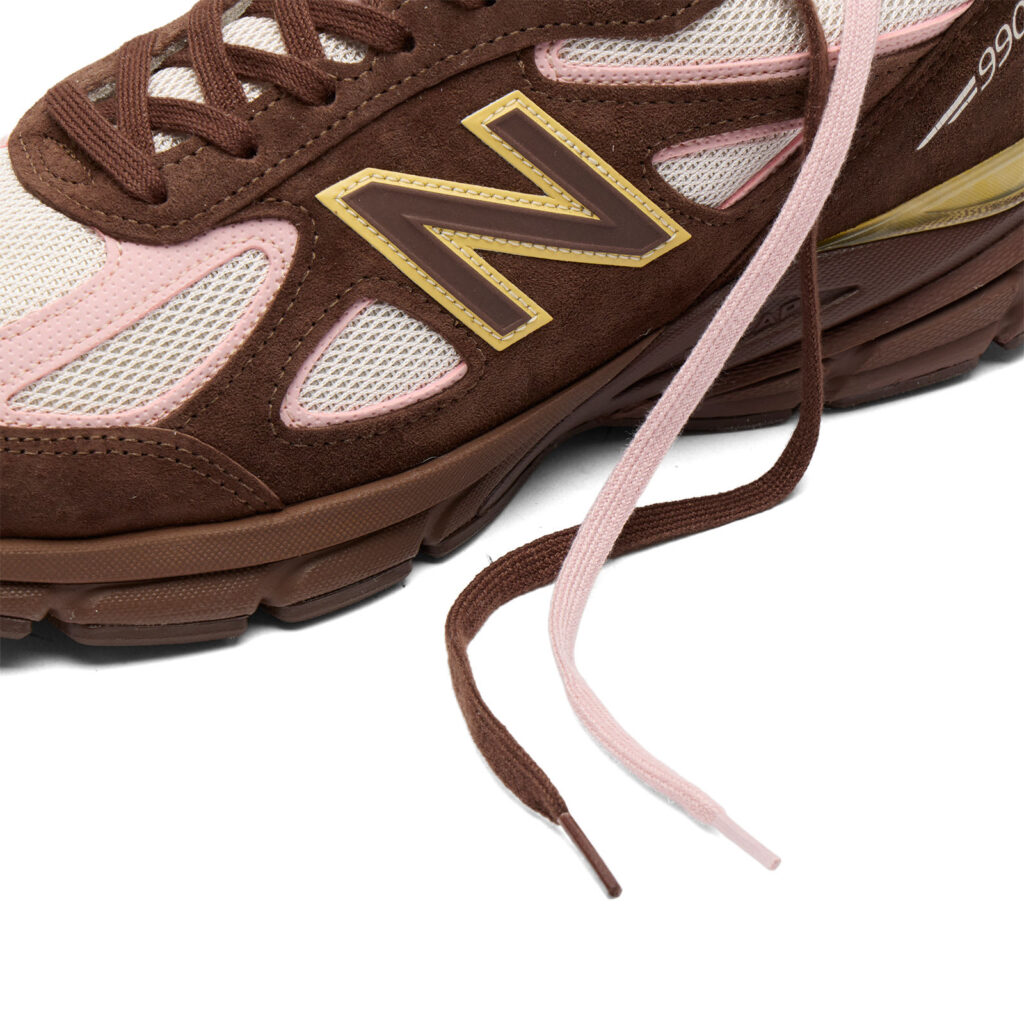 Кроссовки New Balance 990 v4