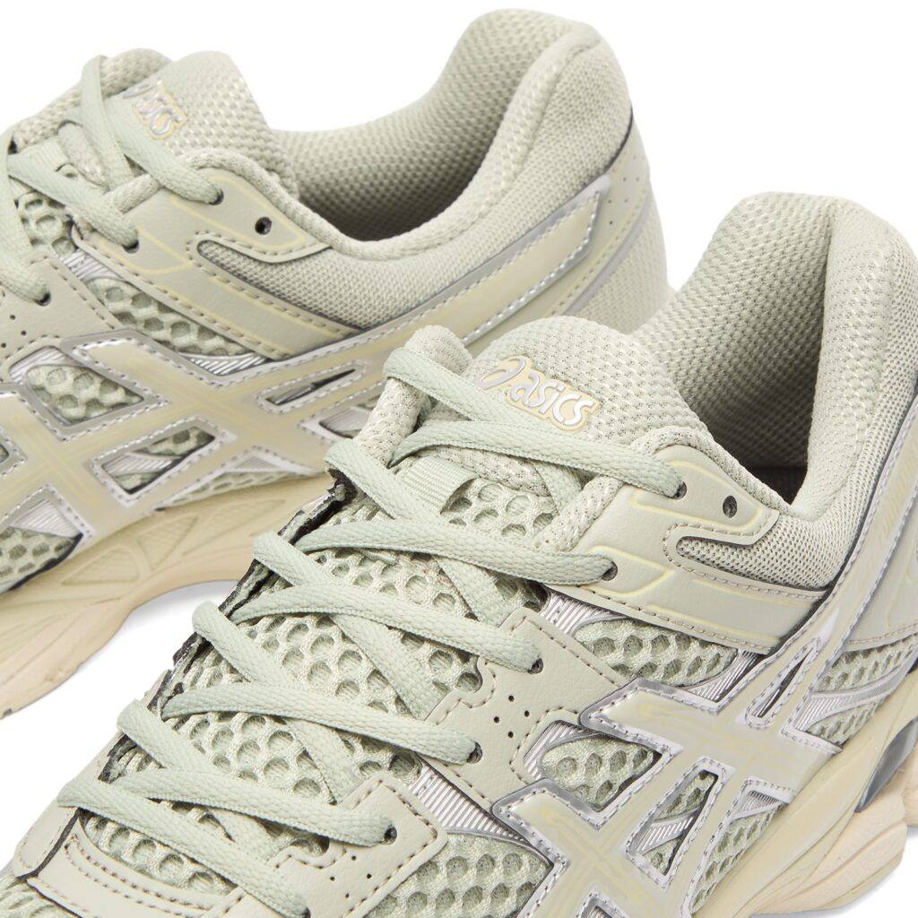 Кроссовки Asics GEL-Cumulus 16