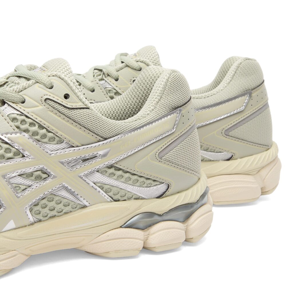 Кроссовки Asics GEL-Cumulus 16
