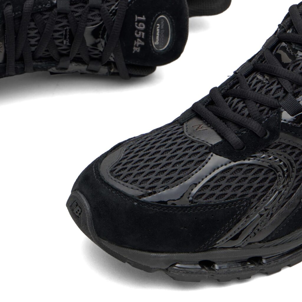Кроссовки New Balance 1954R