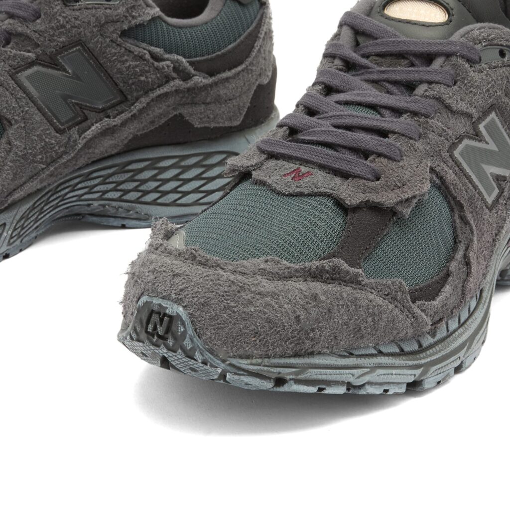 Кроссовки New Balance M2002RDB