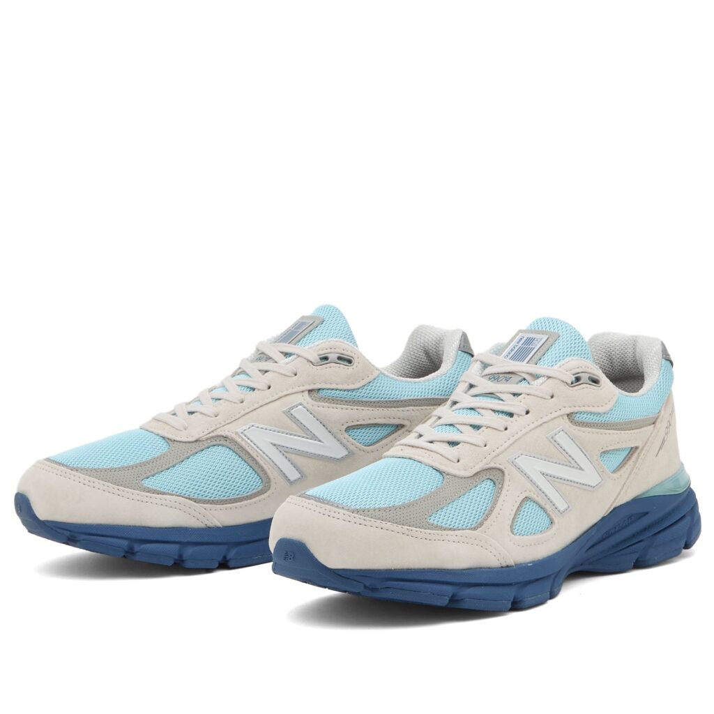 Кроссовки New Balance 990v4
