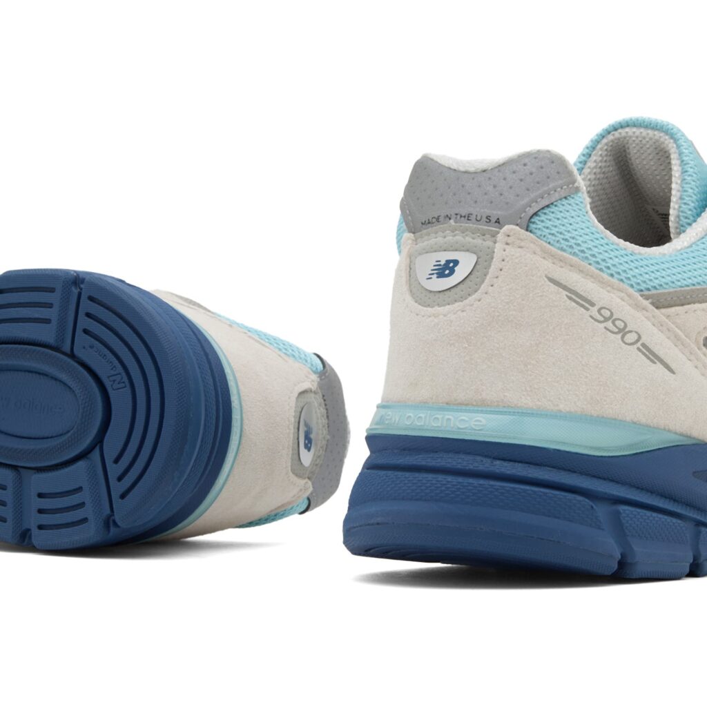 Кроссовки New Balance 990v4