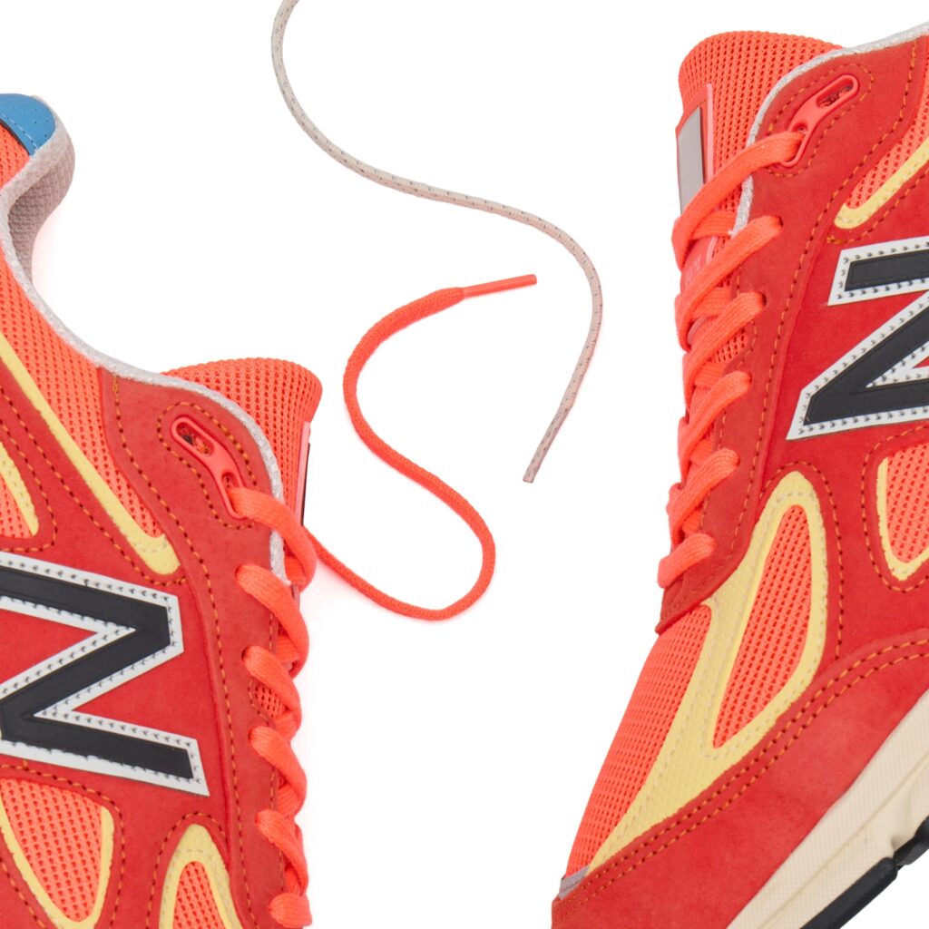 Кроссовки New Balance 990v4